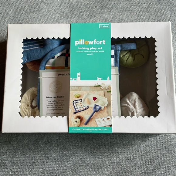 Pillowfort Baking Play Set - Cookies From Around The World - Picture 4 of 6